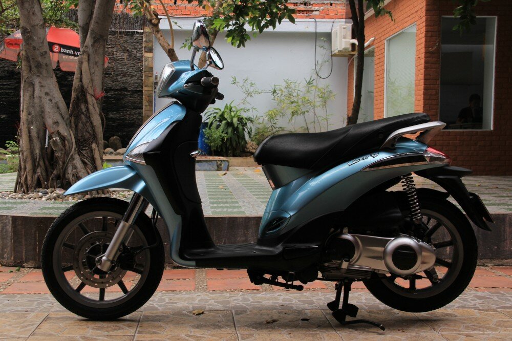 Sơn xe Liberty 125 màu xanh ngọc zin uy tín